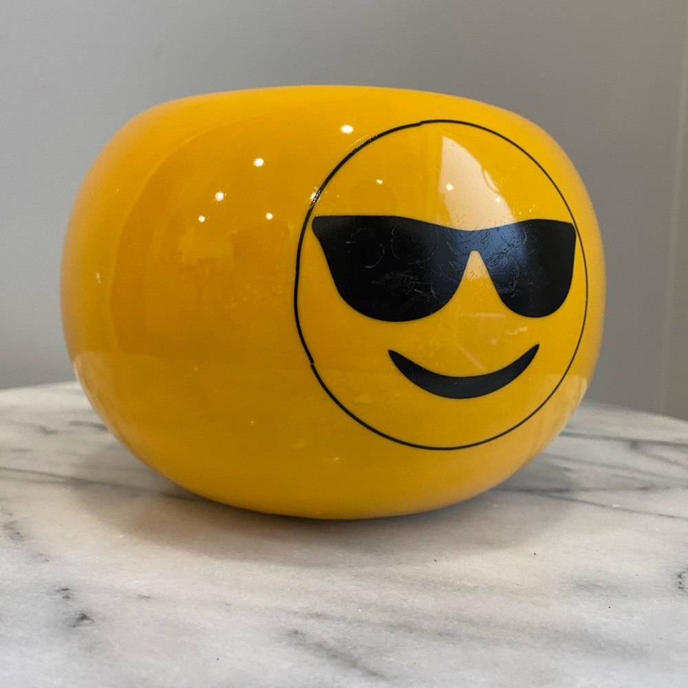 Smiley planter pot - Picture 2 of 4
